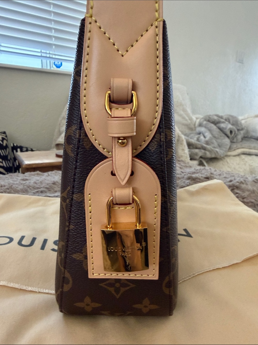 LV Brown Monogram Canvas Shoulder Bag**READ DESCRIPTION** New!! - Picture 3 of 13